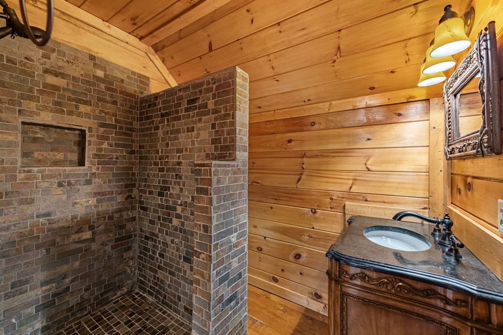 120 North Riverview Ln, Ellijay GA 30536 - Photo