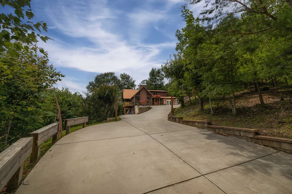 115 Necowa Cove Overlook, Blue Ridge GA 30513 - Photo