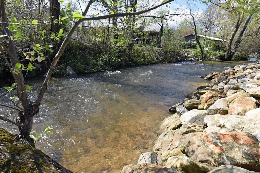 467 Golden Nugget Road, Blairsville GA 30512 - Primary photo