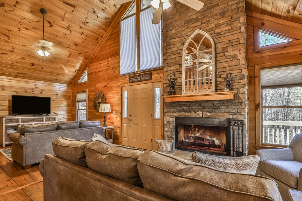 56 Olaf Court, Ellijay GA 30540 - Photo
