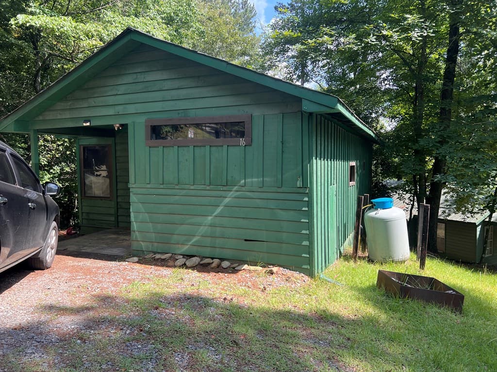 16 7th Street, Ellijay GA 30540 - Photo