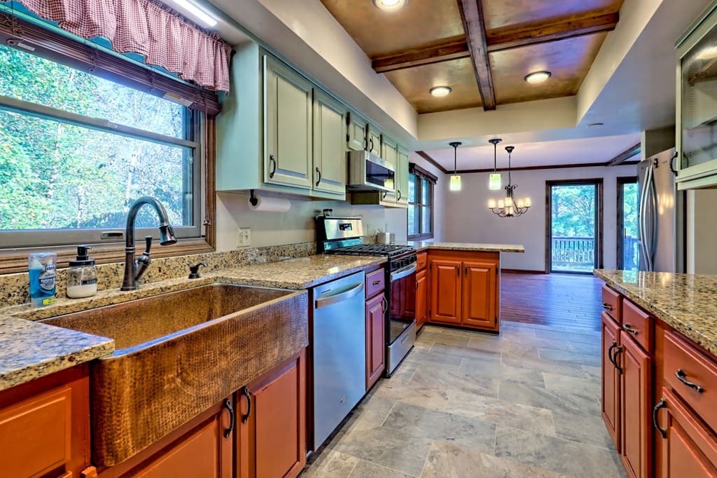 206 Peckerwood Road, Hayesville NC 28904 - Photo