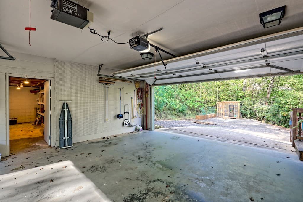 206 Peckerwood Road, Hayesville NC 28904 - Photo