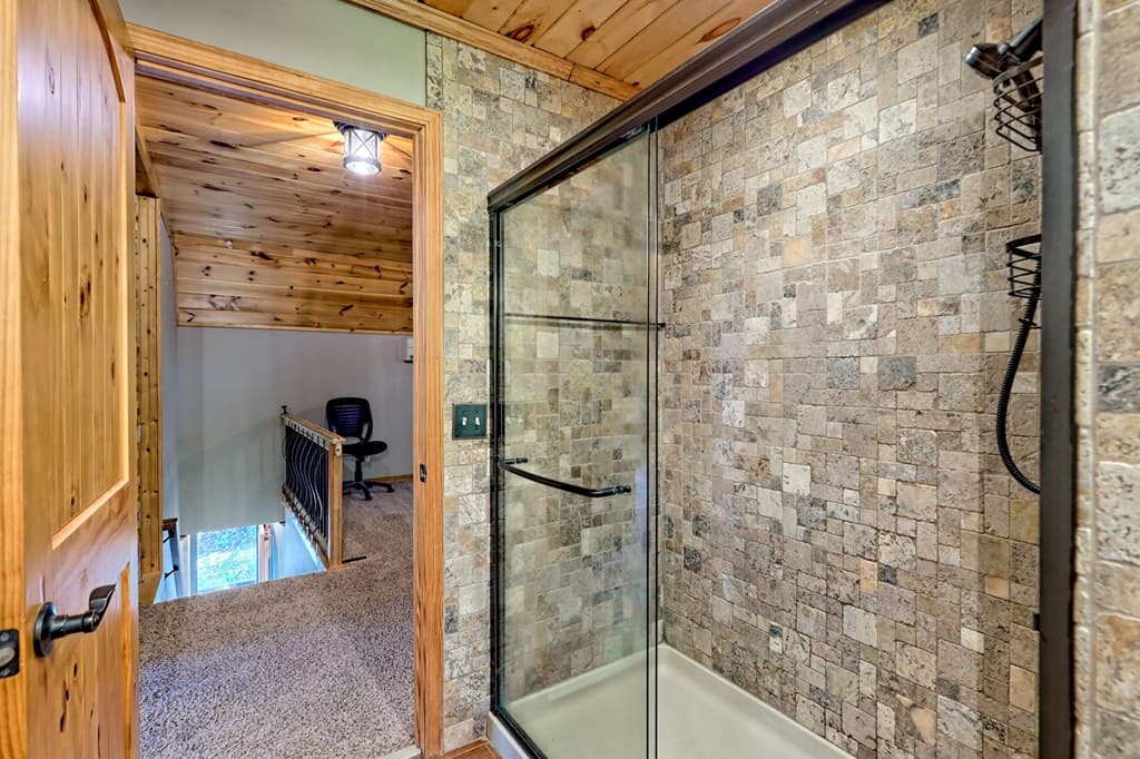 206 Peckerwood Road, Hayesville NC 28904 - Photo