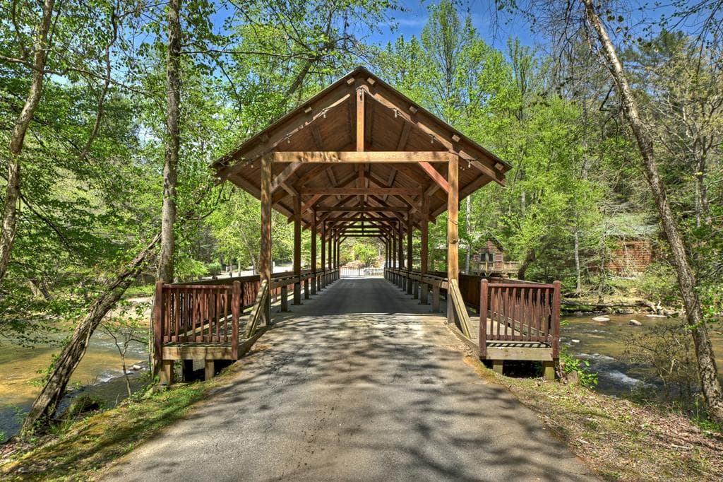 394 Blackberry Circle, Ellijay GA 30536 - Photo