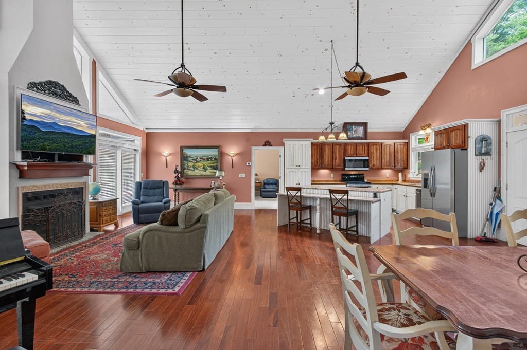 293 Weoka Court, Ellijay GA 30540 - Photo