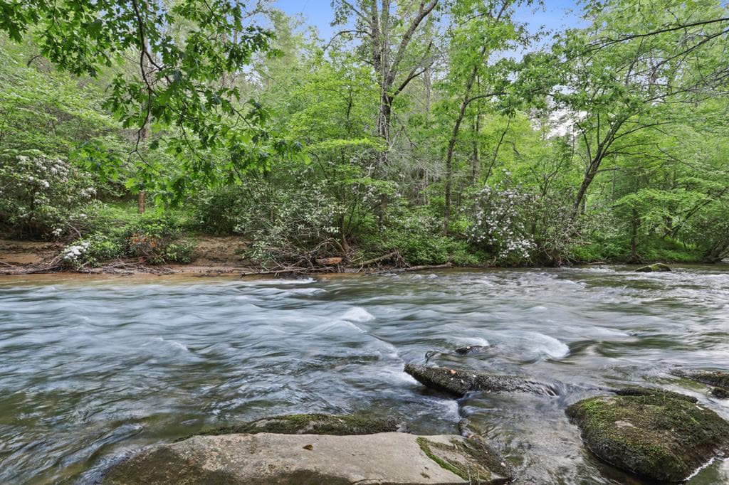 LT 16 Navajo Trail, Mccaysville GA 30555 - Photo