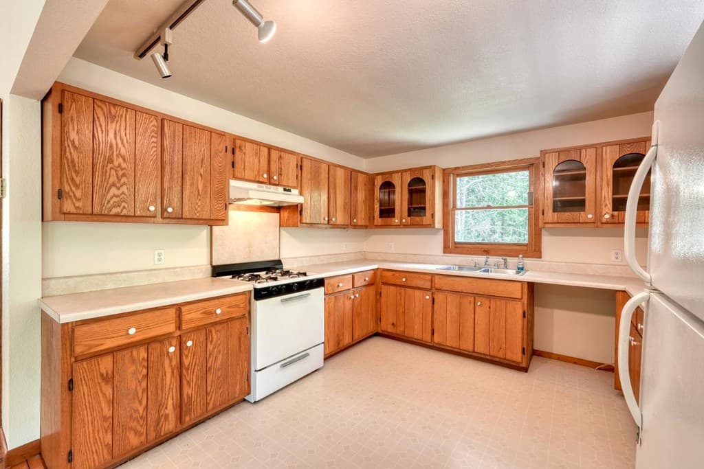 1493 Greasy Creek Road, Brasstown NC 28902 - Photo