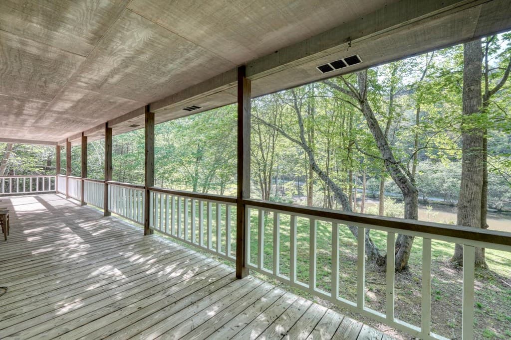 1493 Greasy Creek Road, Brasstown NC 28902 - Photo