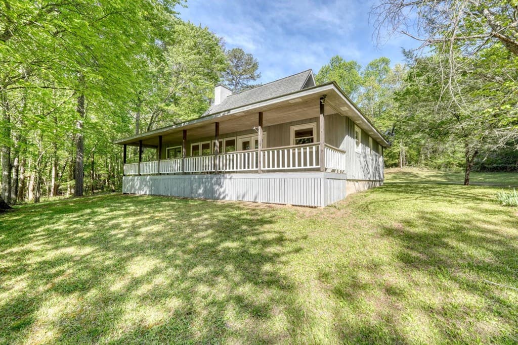 1493 Greasy Creek Road, Brasstown NC 28902 - Photo