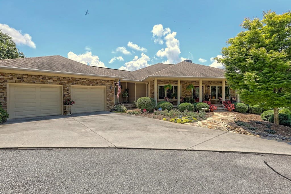 1212 Double Knob Drive E, Hayesville NC 28904 - Photo