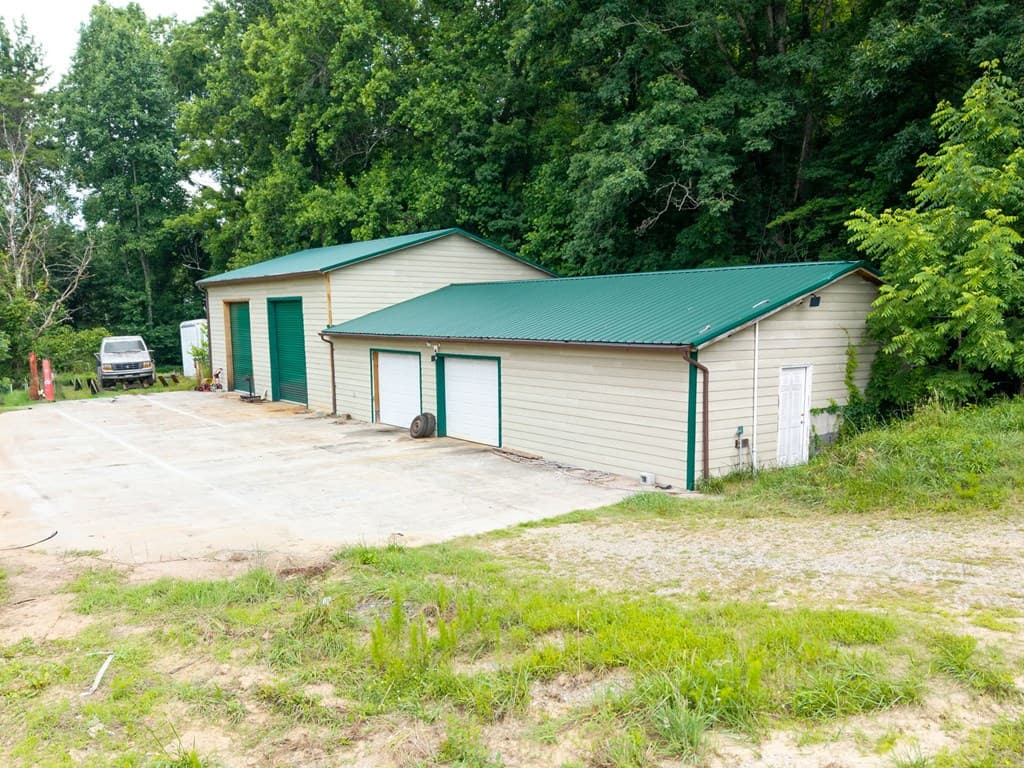 905 State Hwy 66, Young Harris GA 30582 - Photo
