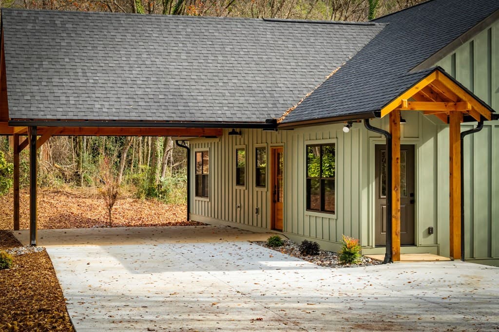 40 Cherry Street, East Ellijay GA 30540 - Photo