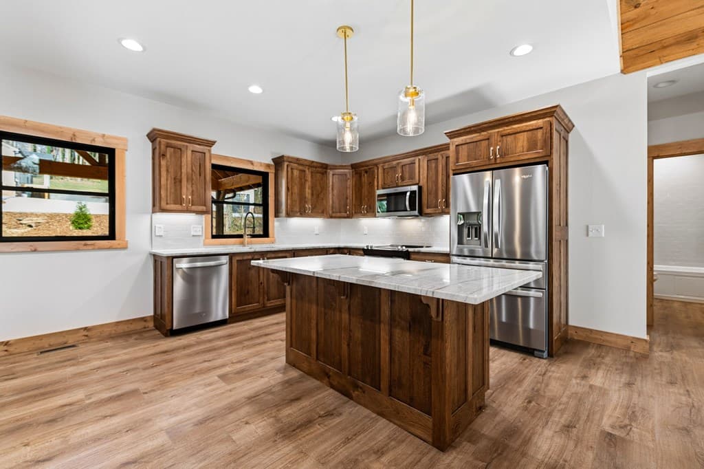 40 Cherry Street, East Ellijay GA 30540 - Photo