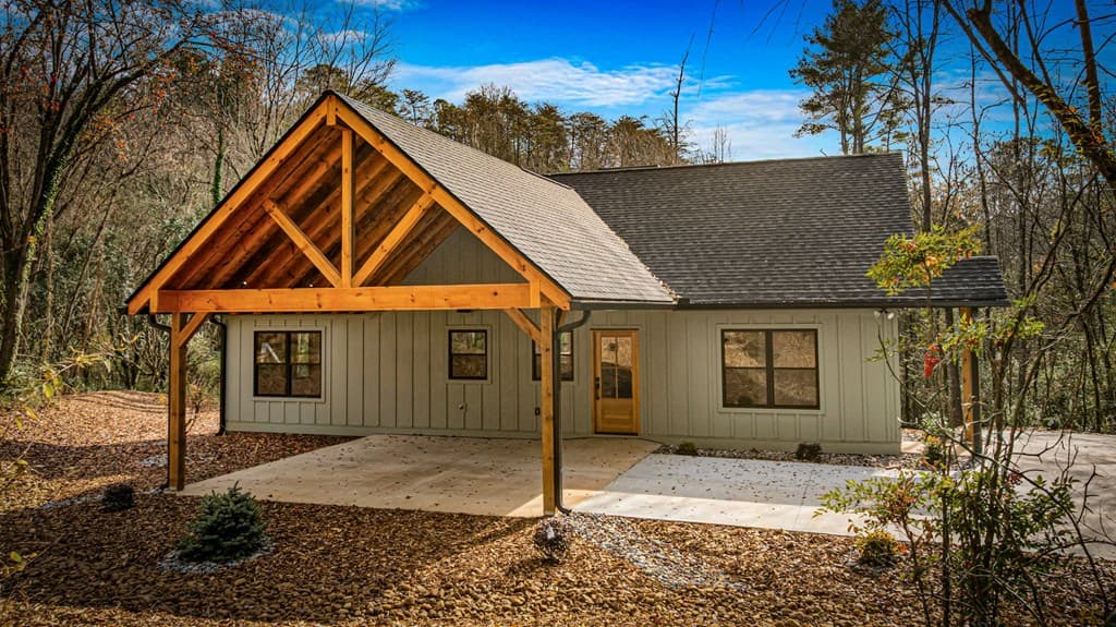 40 Cherry Street, East Ellijay GA 30540 - Photo