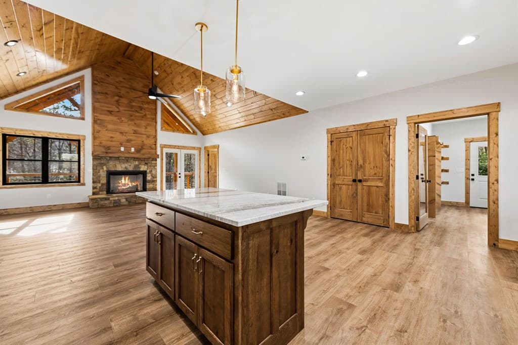 40 Cherry Street, East Ellijay GA 30540 - Photo
