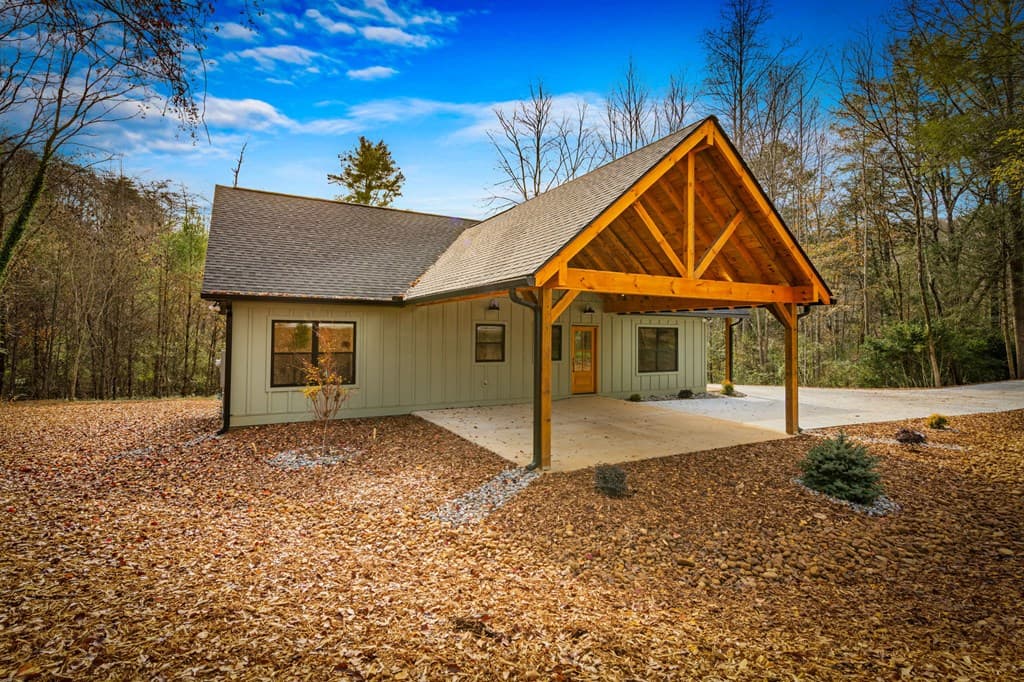 40 Cherry Street, East Ellijay GA 30540 - Photo