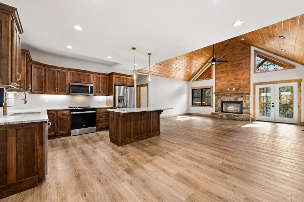 40 Cherry Street, East Ellijay GA 30540 - Photo