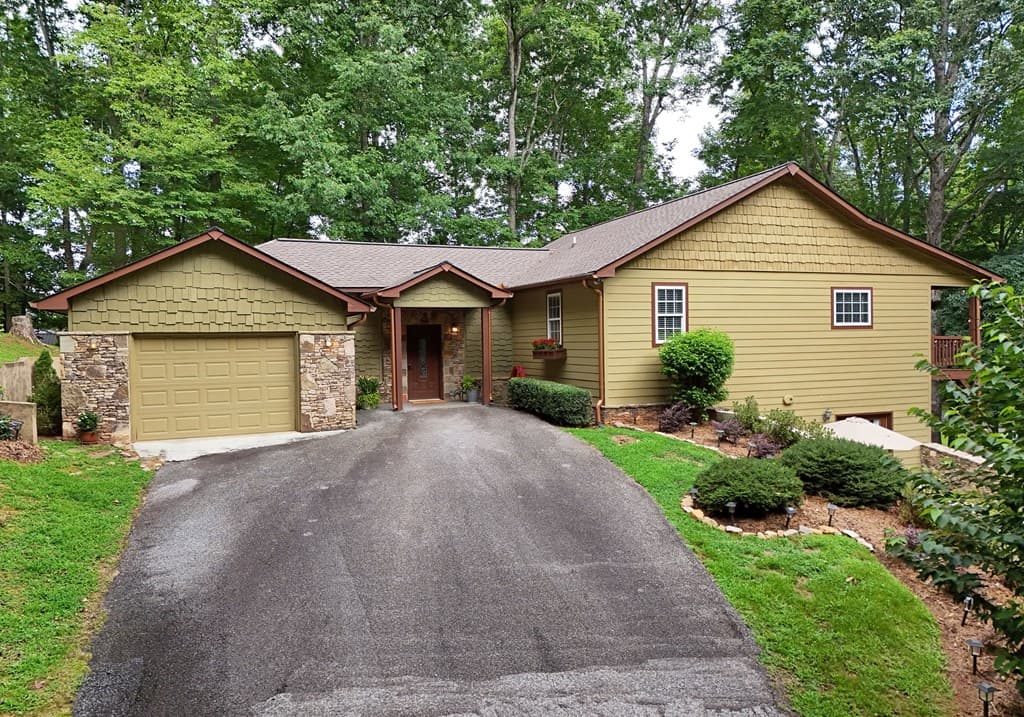 1512 Smithfield Lane, Young Harris GA 30582 - Photo
