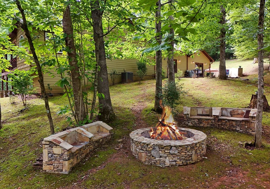 1512 Smithfield Lane, Young Harris GA 30582 - Photo