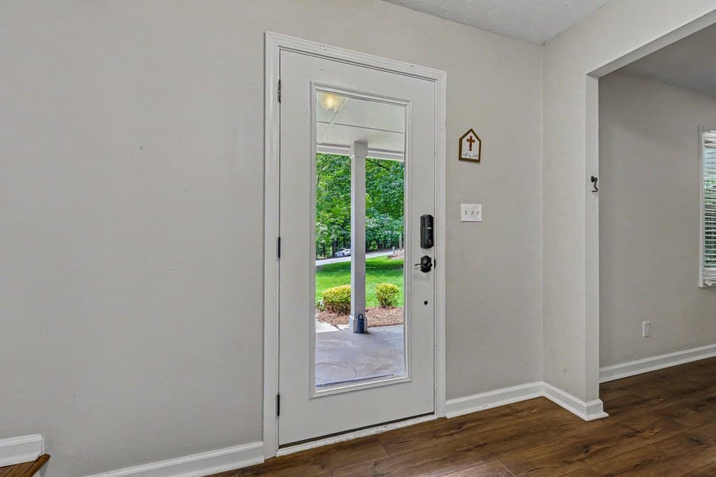 2570 Johnston Rd Nw, Kennesaw GA 30152 - Photo