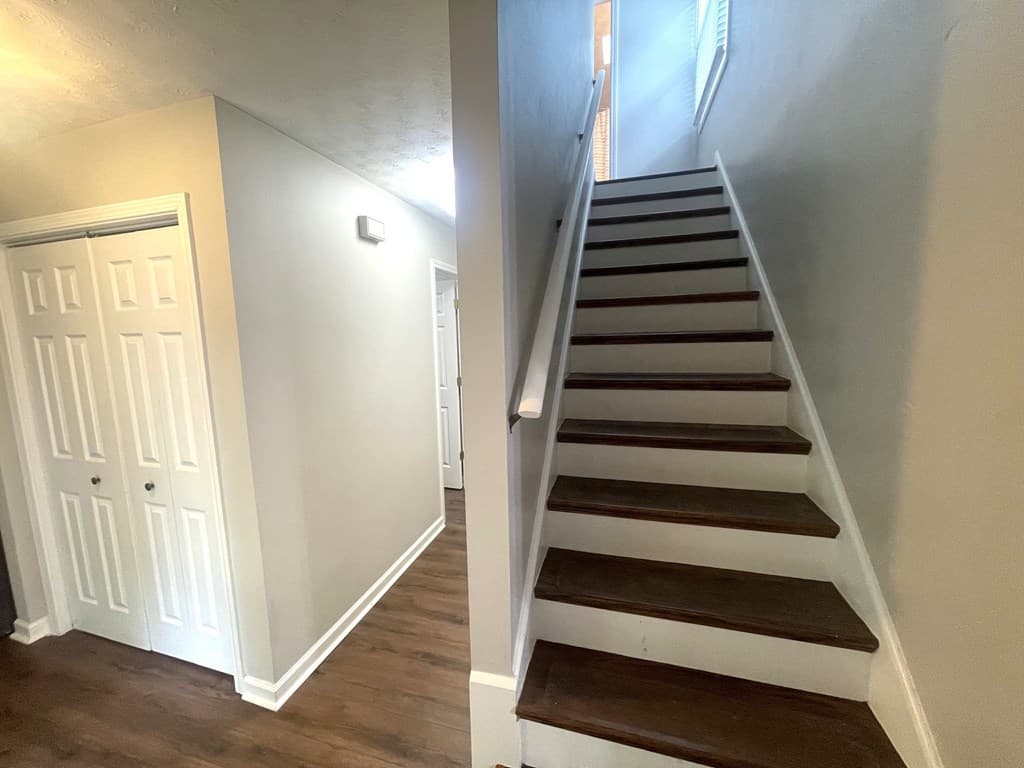 2570 Johnston Rd Nw, Kennesaw GA 30152 - Photo