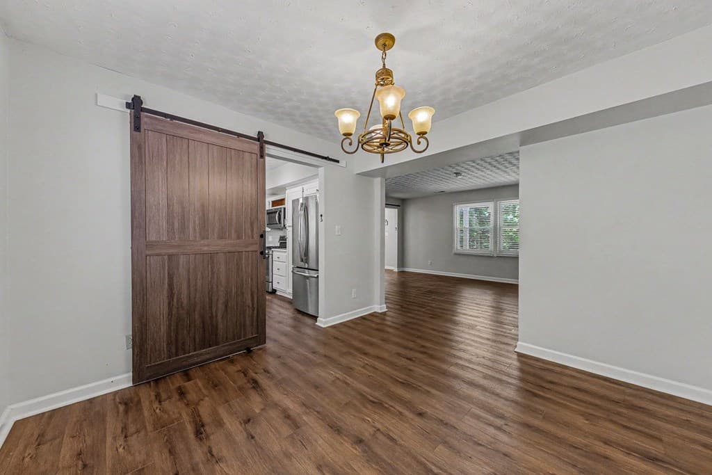 2570 Johnston Rd Nw, Kennesaw GA 30152 - Photo