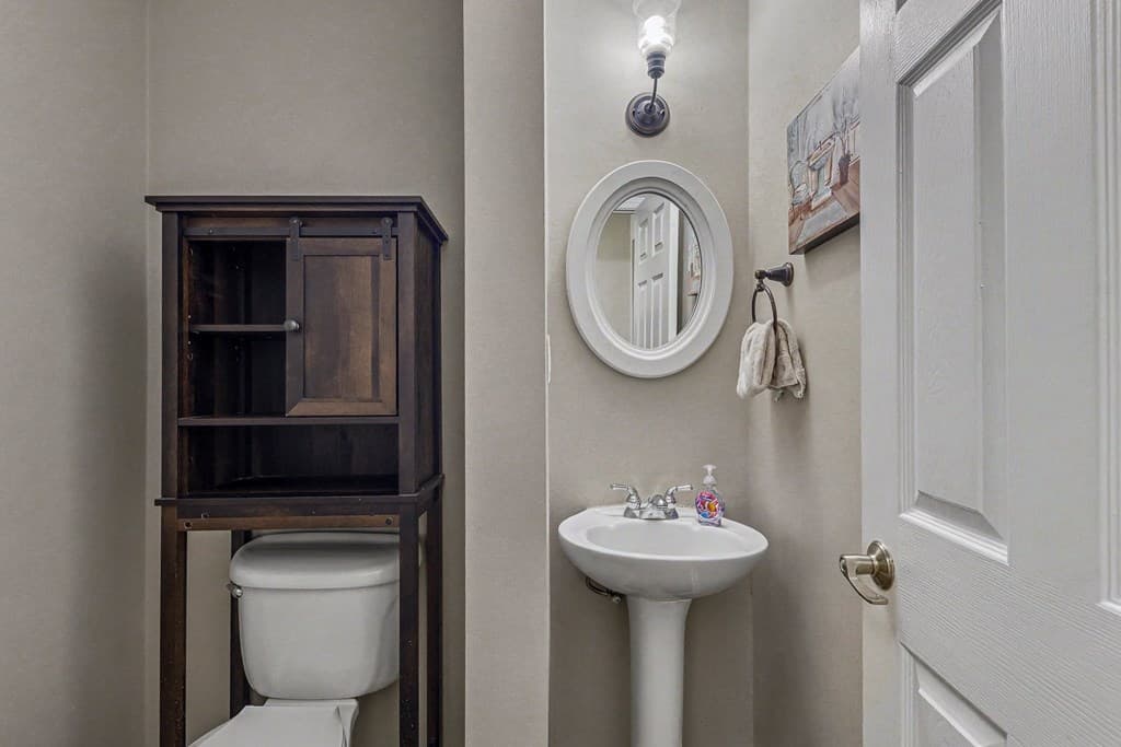 2570 Johnston Rd Nw, Kennesaw GA 30152 - Photo
