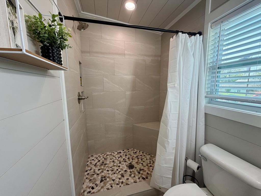 610 E Second Street, Blue Ridge GA 30513 - Photo