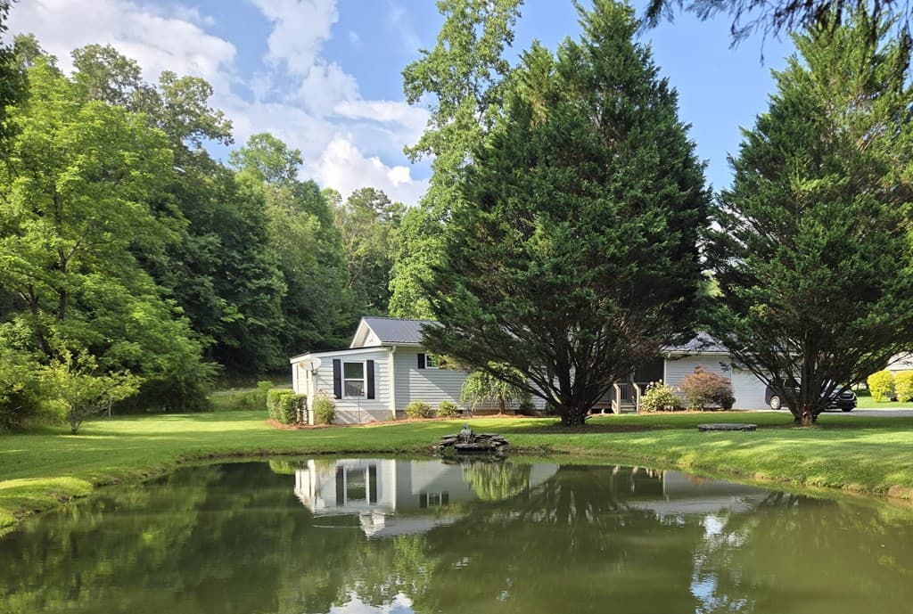 6487 Crooked Creek Road, Young Harris GA 30582 - Photo