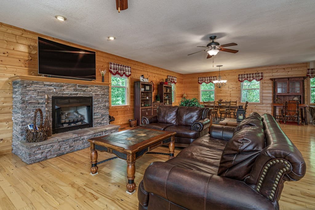 883 Village Road, Murphy NC 28906 - Photo