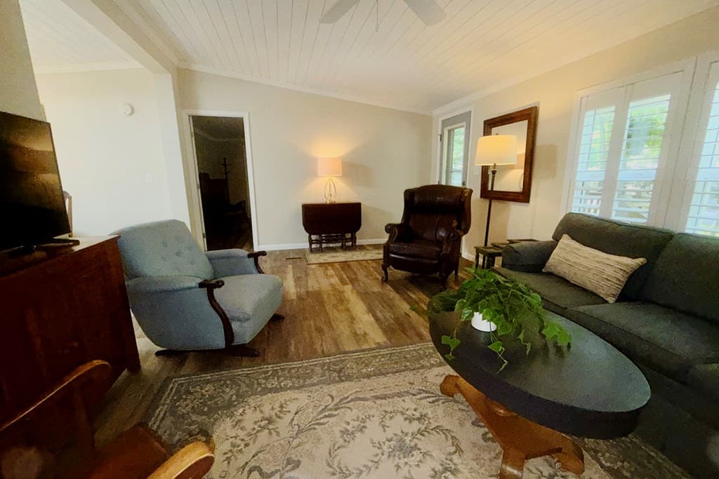 622 Lakeside Drive, Blairsville GA 30512 - Photo