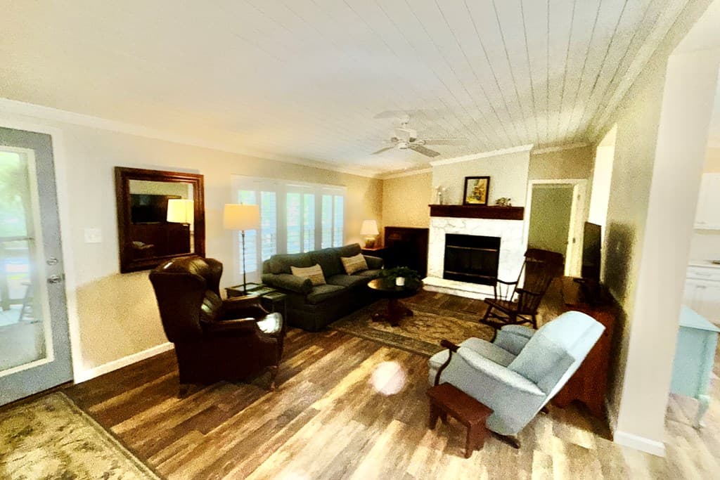622 Lakeside Drive, Blairsville GA 30512 - Photo