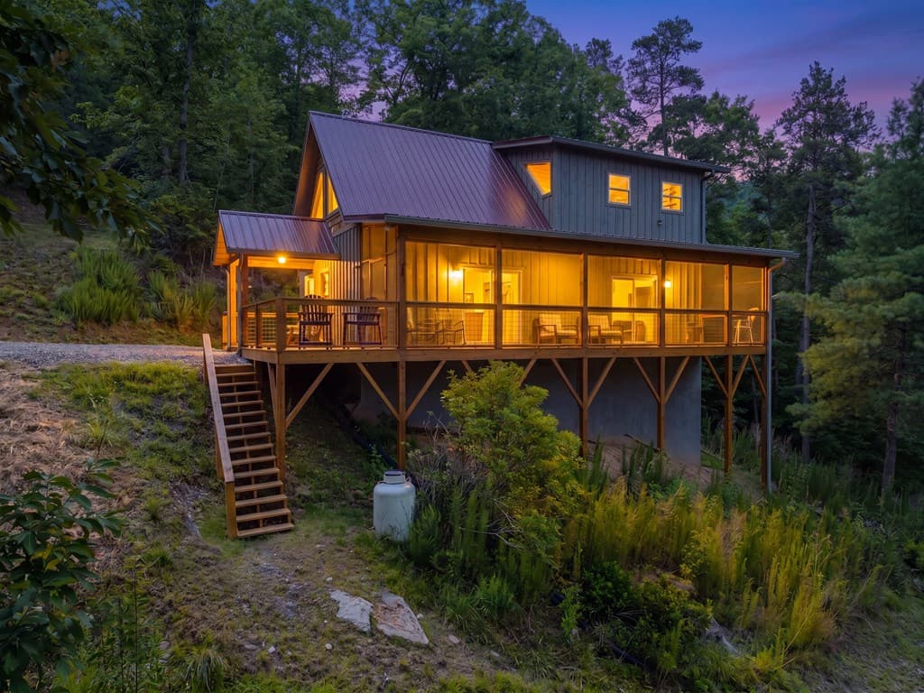 313 Lexington Drive, Brasstown NC 28902 - Photo