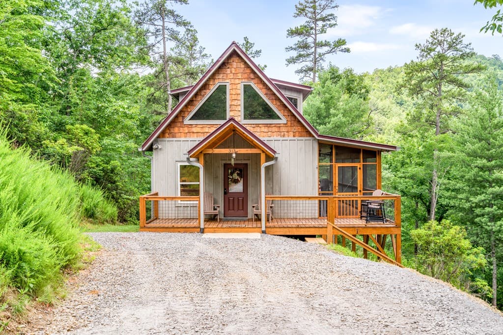 313 Lexington Drive, Brasstown NC 28902 - Photo