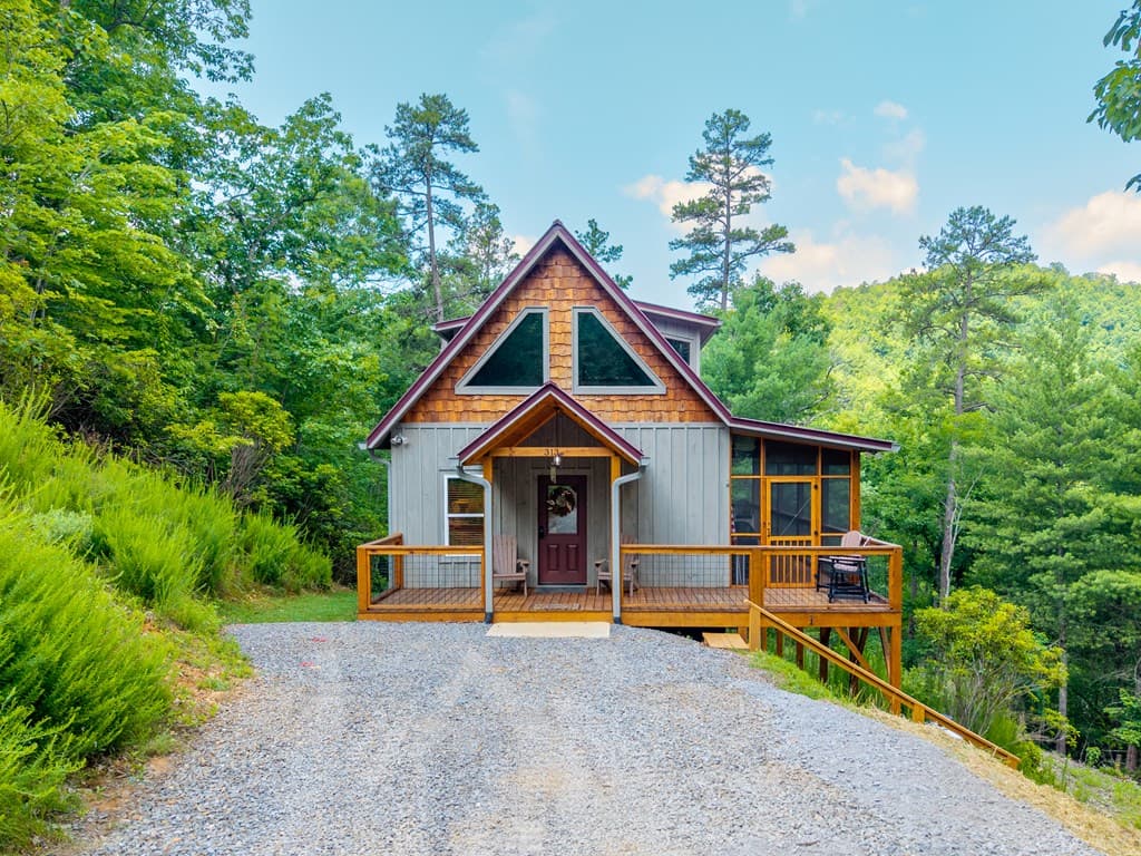 313 Lexington Drive, Brasstown NC 28902 - Photo
