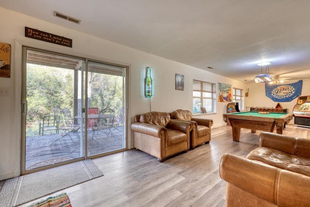 2175 E Old Hwy 64, Hayesville NC 28904 - Photo