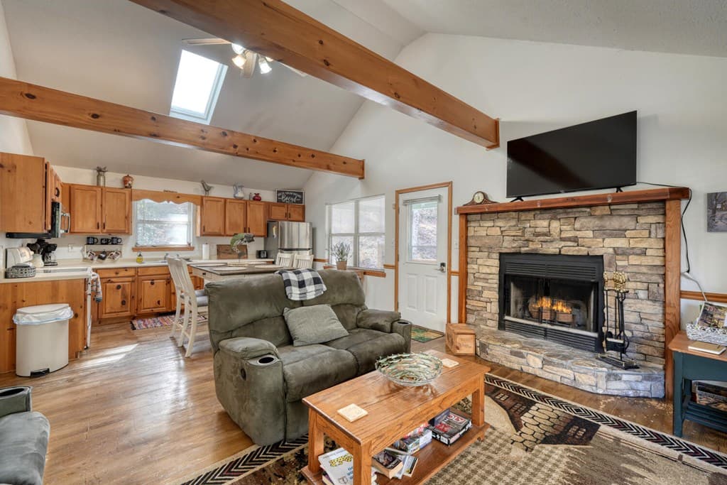 2175 E Old Hwy 64, Hayesville NC 28904 - Photo
