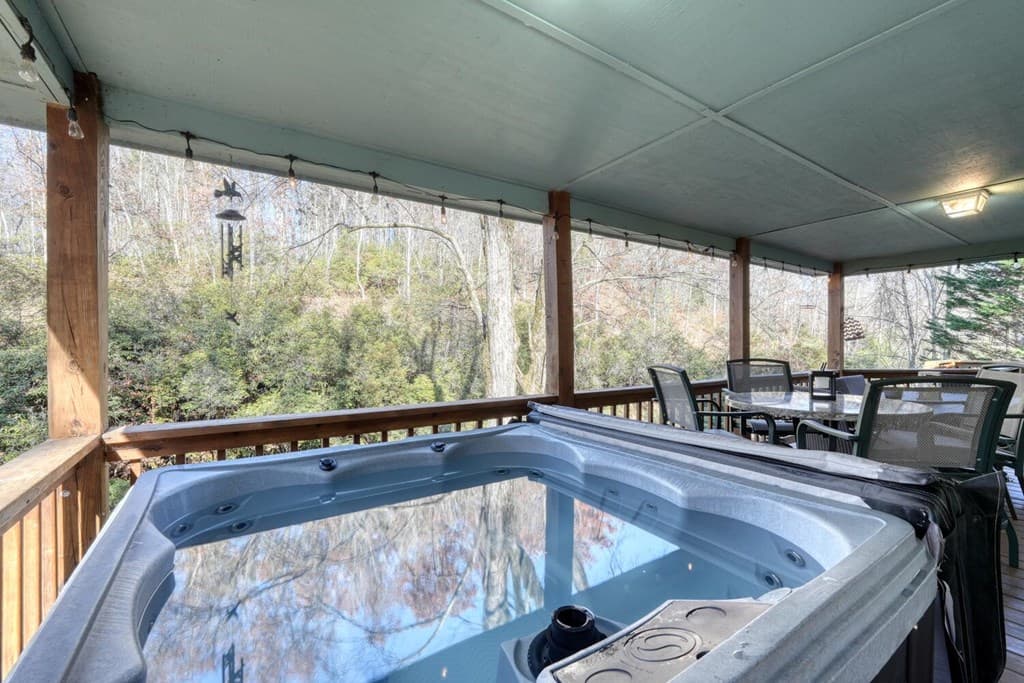 2175 E Old Hwy 64, Hayesville NC 28904 - Photo