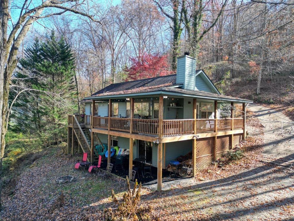 2175 E Old Hwy 64, Hayesville NC 28904 - Primary photo