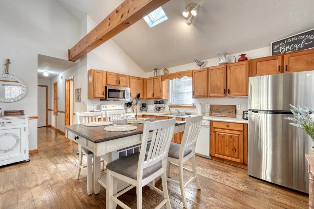 2175 E Old Hwy 64, Hayesville NC 28904 - Photo