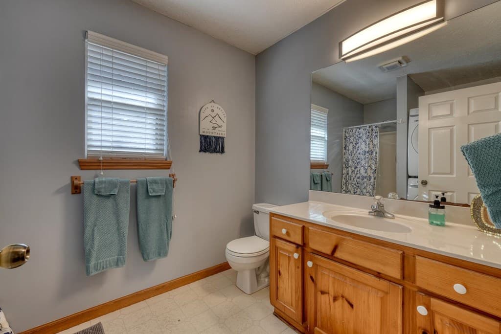 2175 E Old Hwy 64, Hayesville NC 28904 - Photo