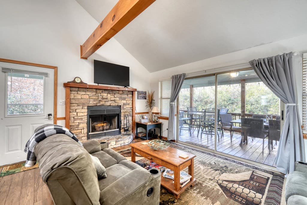 2175 E Old Hwy 64, Hayesville NC 28904 - Photo