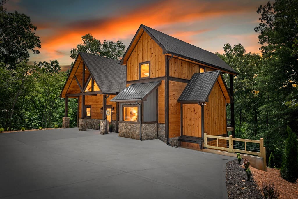 32 Hope Drive, Blue Ridge GA 30513 - Photo