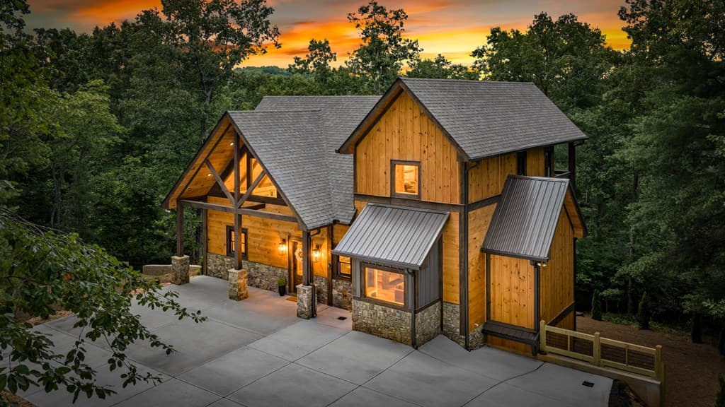 32 Hope Drive, Blue Ridge GA 30513 - Photo