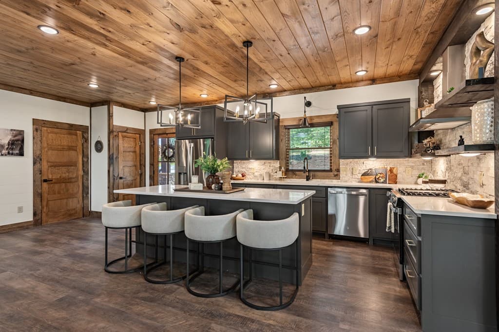 32 Hope Drive, Blue Ridge GA 30513 - Photo