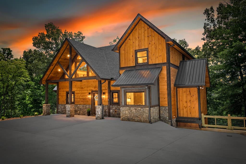 32 Hope Drive, Blue Ridge GA 30513 - Photo