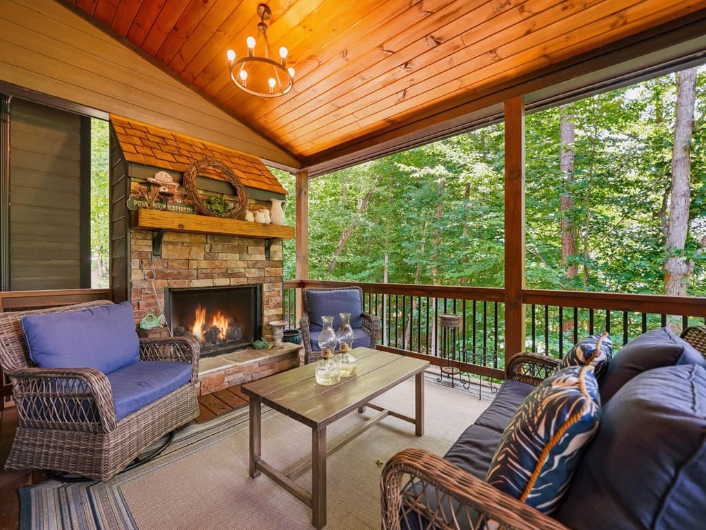 214 Kelly Lane, Ellijay GA 30540 - Photo