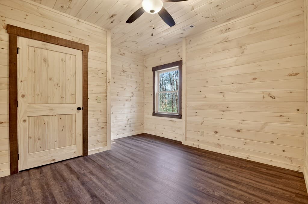811 Mangums Trail, Blue Ridge GA 30513 - Photo