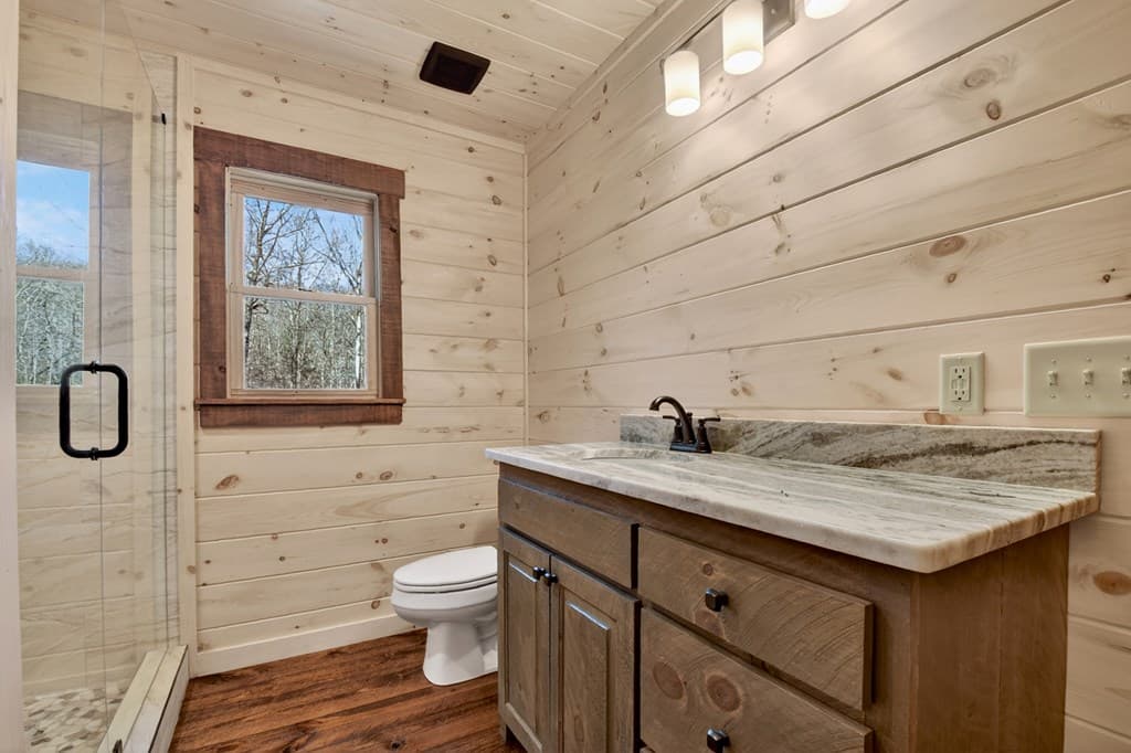 811 Mangums Trail, Blue Ridge GA 30513 - Photo